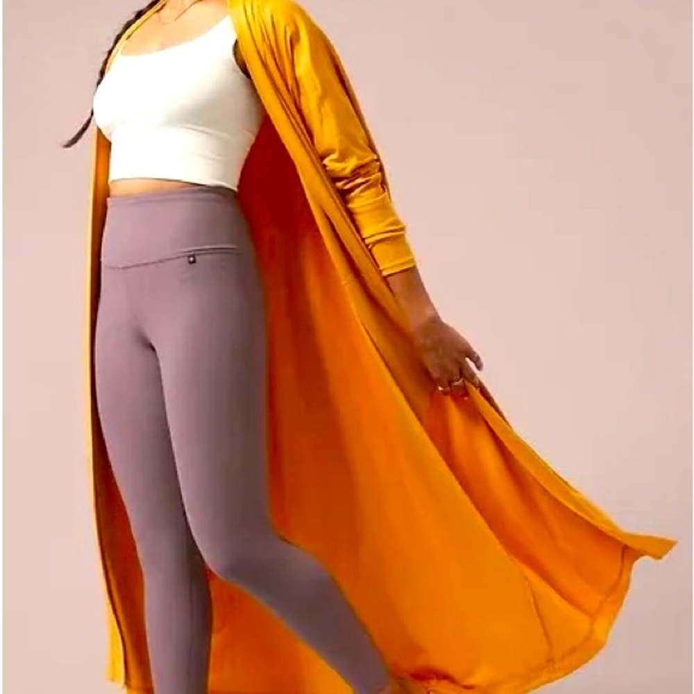 alicia keys maxi robe pyramid gold NWOT discontinued and difficult to find